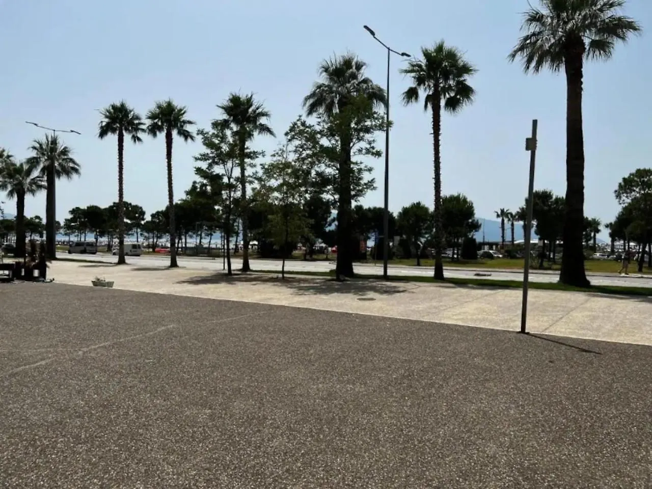 Deluxe Beachfront Apartment By Apartmentsvloraholidays  Vlore