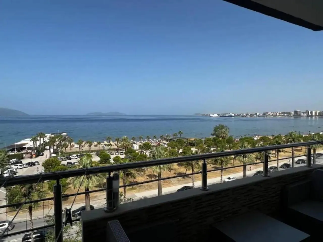 Deluxe Beachfront Apartment By Apartmentsvloraholidays Albania