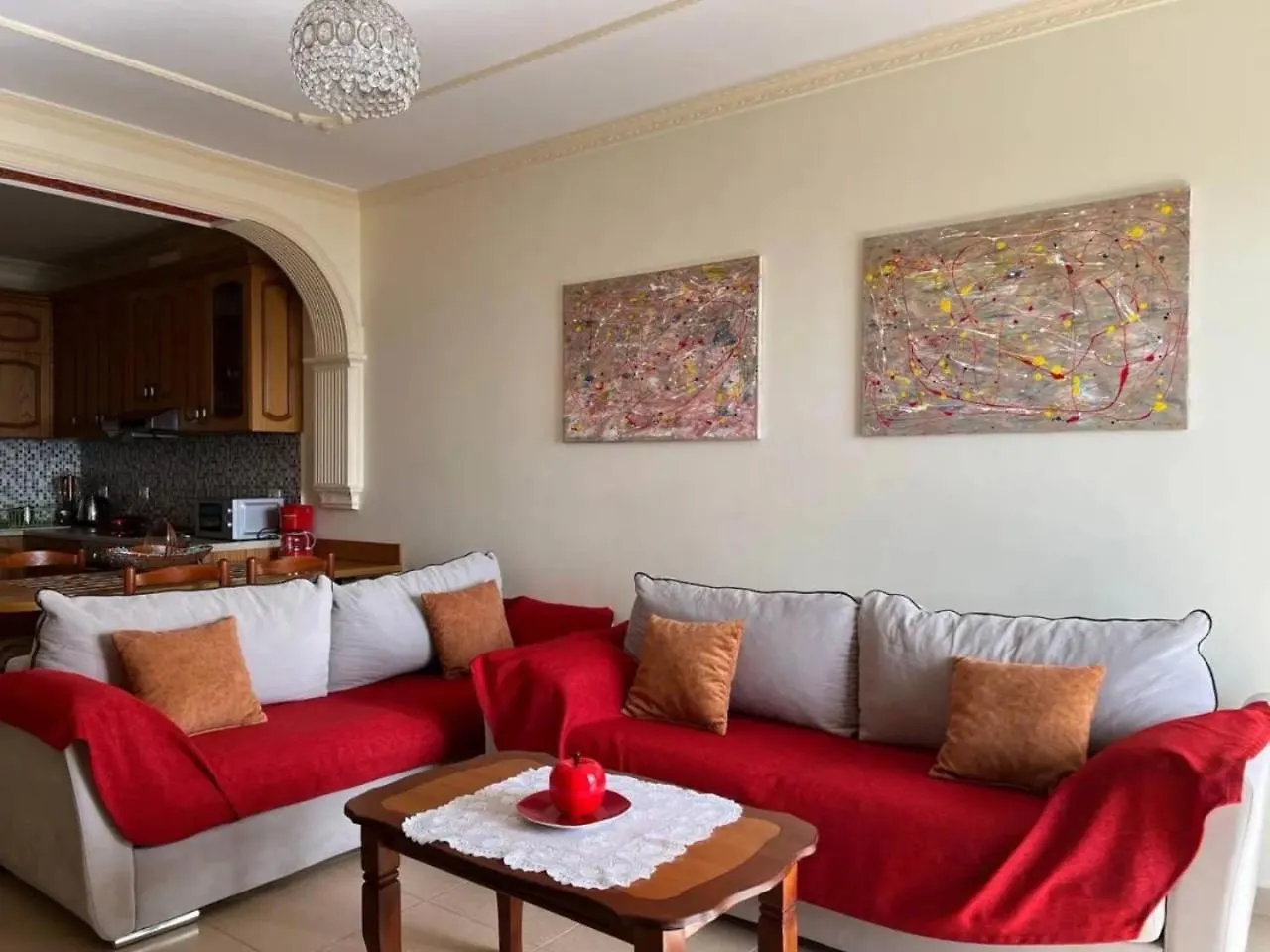 Deluxe Beachfront Apartment By Apartmentsvloraholidays